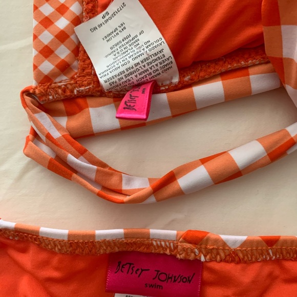 Orange checkered bikini - Picture 4 of 4